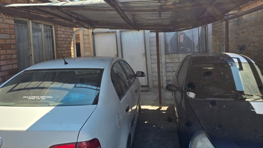 3 Bedroom Property for Sale in Rustenburg North North West